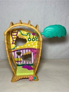 Littlest Pet Shop Bamboo Bungalow Monkey Jungle Gym Banana Tree Playset Hasbro